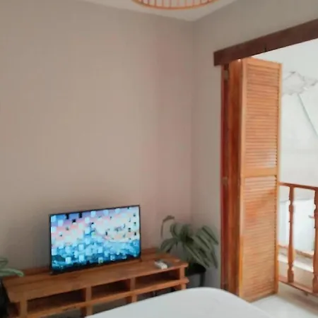 Bed and breakfast Habitacion Con Balcon Y Aire Acondicionado Frente Al Mar