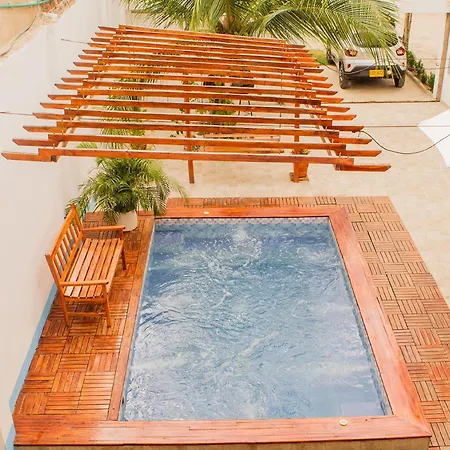 Habitacion Con Balcon Y Aire Acondicionado Frente Al Mar Bed and breakfast *