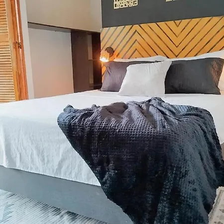 Habitacion Con Balcon Y Aire Acondicionado Frente Al Mar Bed & Breakfast
